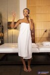 Massage Rooms - Petite entrepreneur needs to relax - 04/15/2020