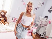 Lesbea - Cute Czech teen has lesbian fling - 03/13/2021