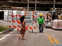 Latina Sex Tapes - Latina Streaks in Construction Site - 09/04/2015