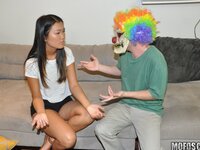I Know That Girl - Asian Honey Gets Pranked - 08/08/2016