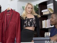 Babes Unleashed - Personal Shopper - 01/17/2017